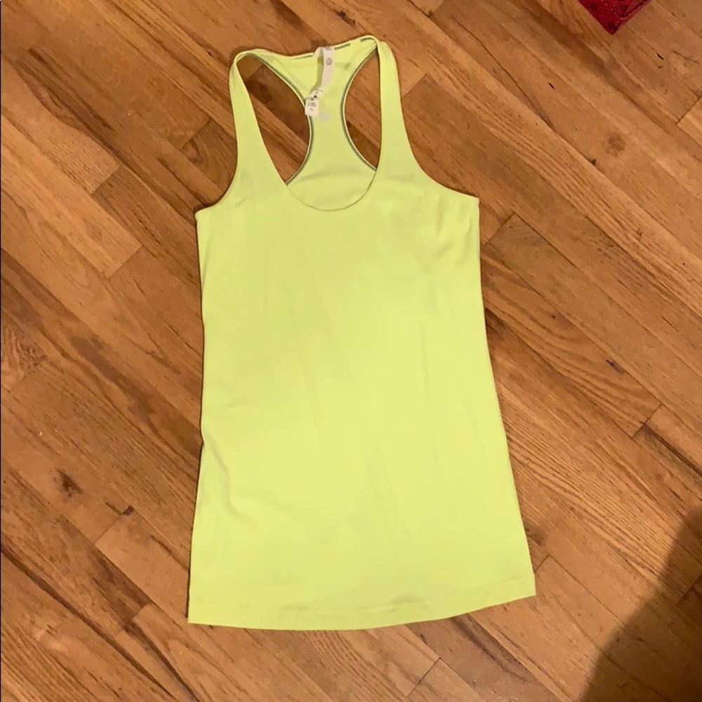 Lululemon tank top